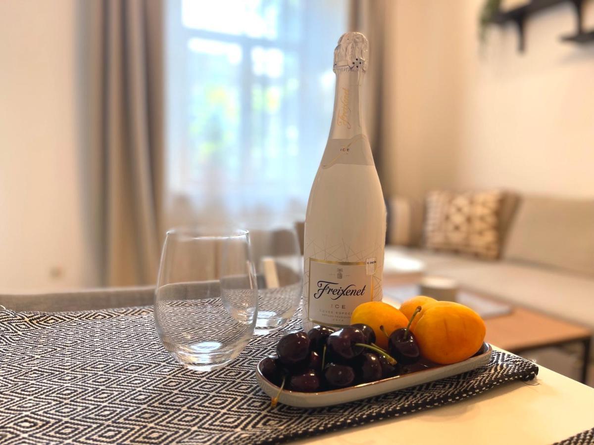 Cozy Home Matisa Apartment, Free Parking, Self Check-In Ρίγα Εξωτερικό φωτογραφία